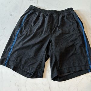 Lululemon men Pace Breaker Liner short size M color blue black rarely worn